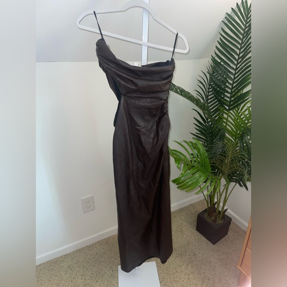 ALC Andie‎ dress in chocolate size 8 - Picture 11 of 11